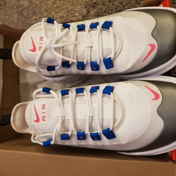 Nike Air Max Brand New - Picture 3 of 3